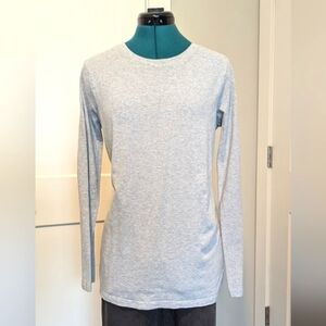 Womens Long Sleeve T-shirt Medium Crew Neck Grey Layering Casual Athleisure